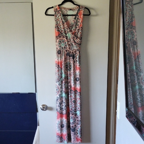 Zattcas Dresses & Skirts - Elegant Multicolor Maxi Dress